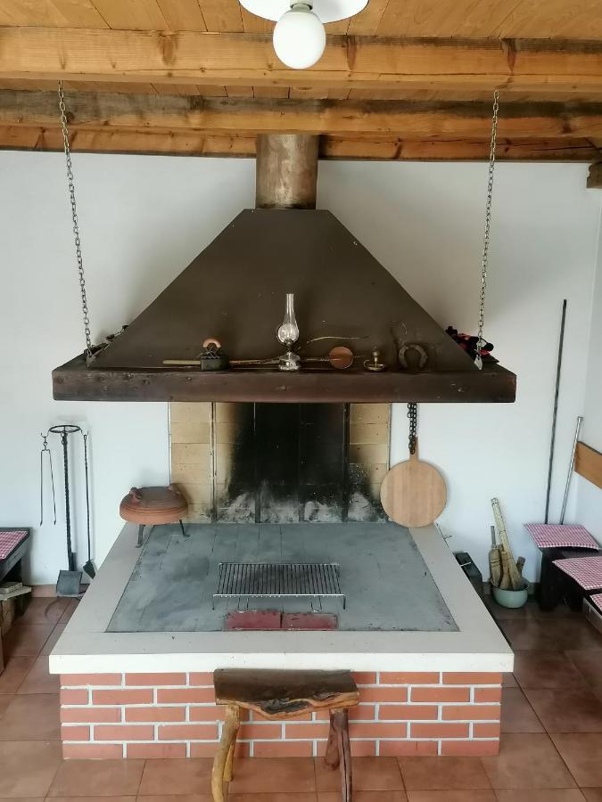 Kvasina Apartments Zadvarje エクステリア 写真