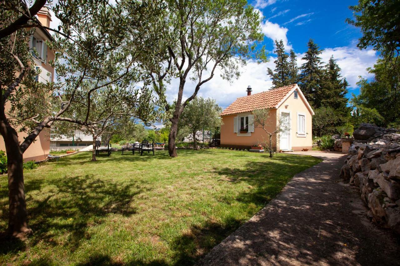Kvasina Apartments Zadvarje エクステリア 写真